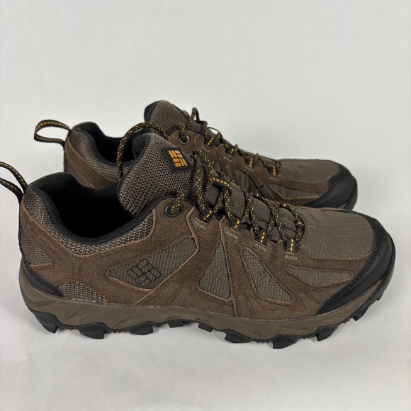 Columbia Other - Colombia, Hiking Shoes, omni-grip, Brown/Gray-ish Brown, Leather/canvas, Size 8